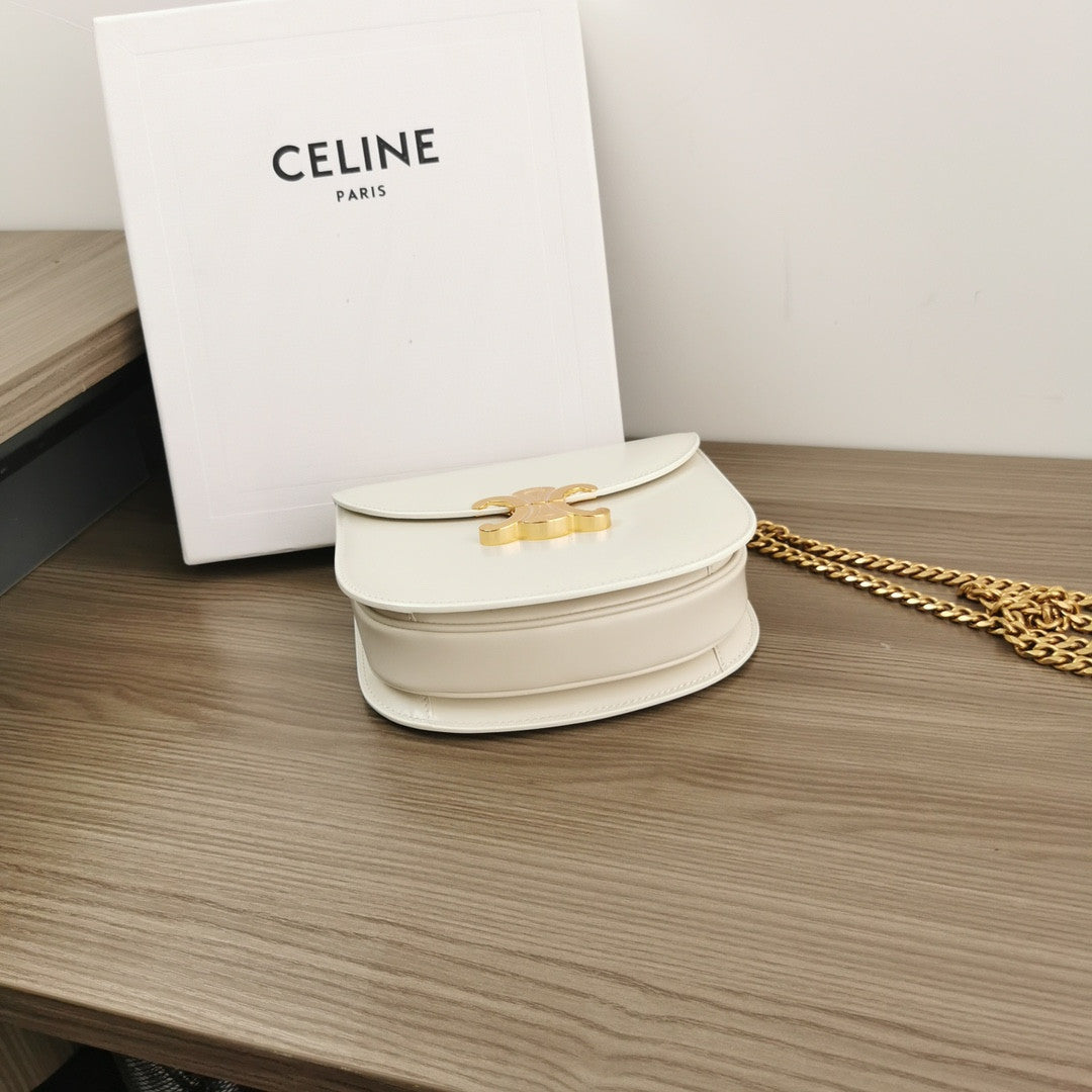 Celine TEEN BESACE TRIOMPHE