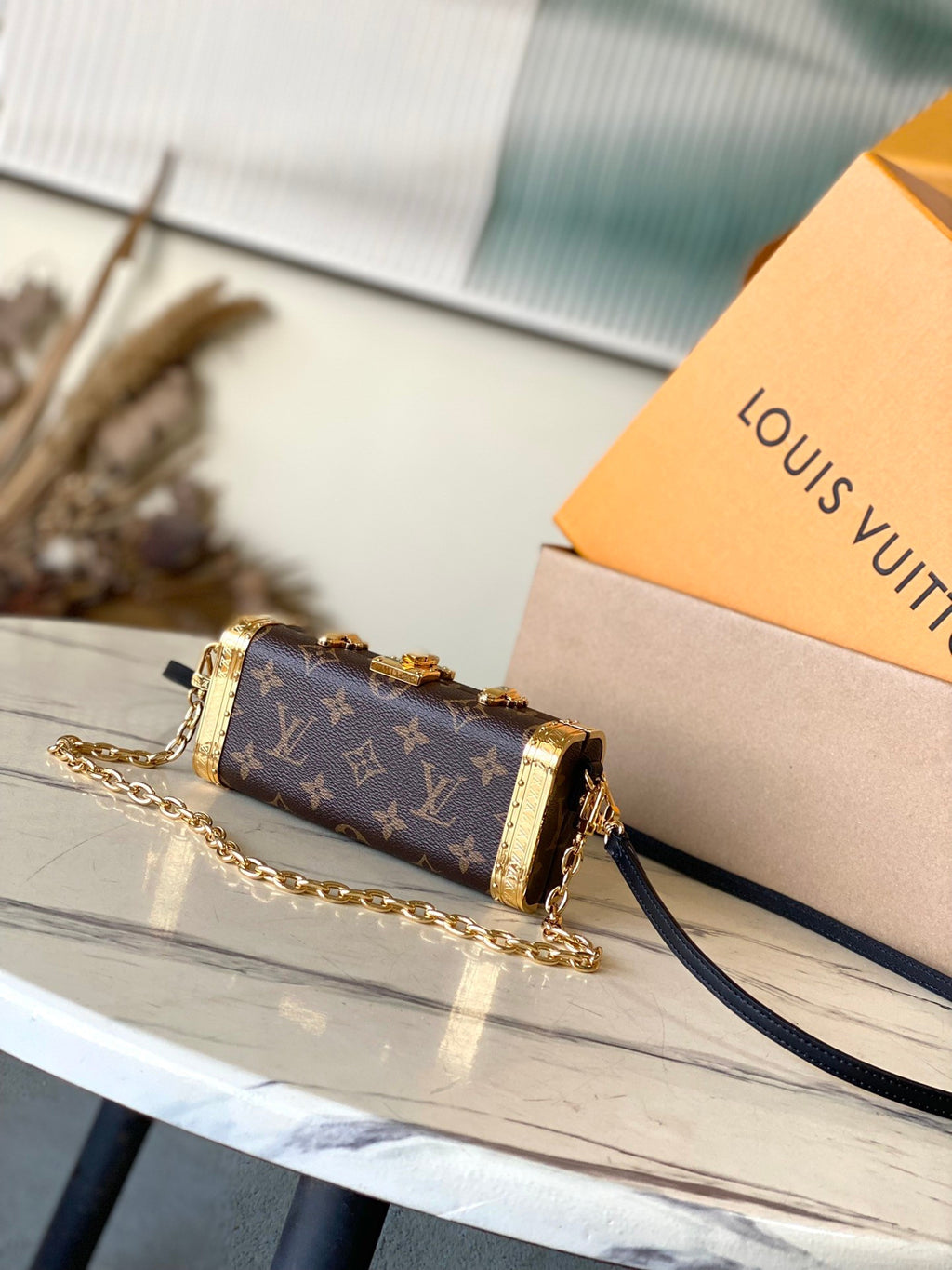 Louis Vuitton nano vanity case