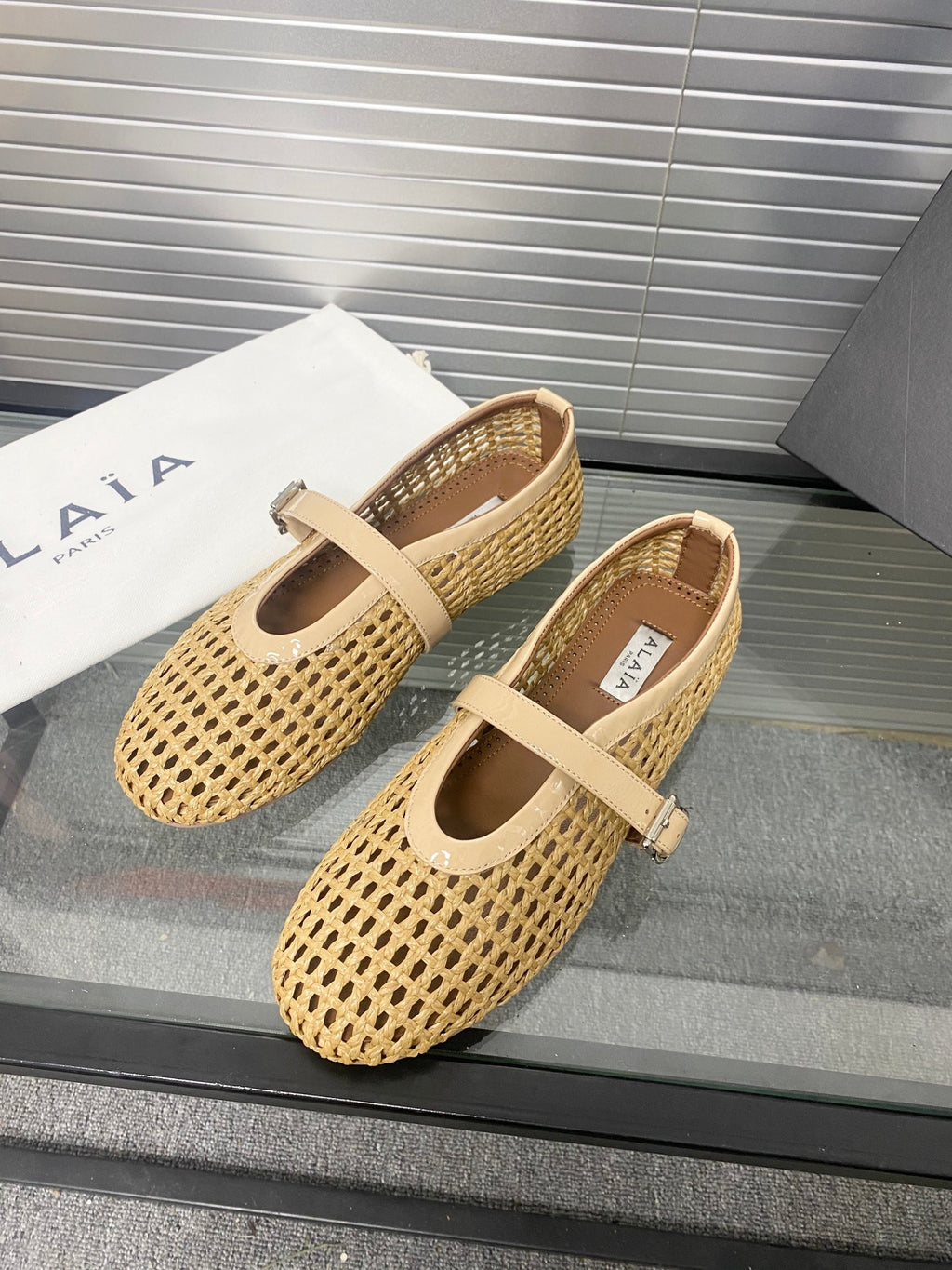 Alaia leather flats nude