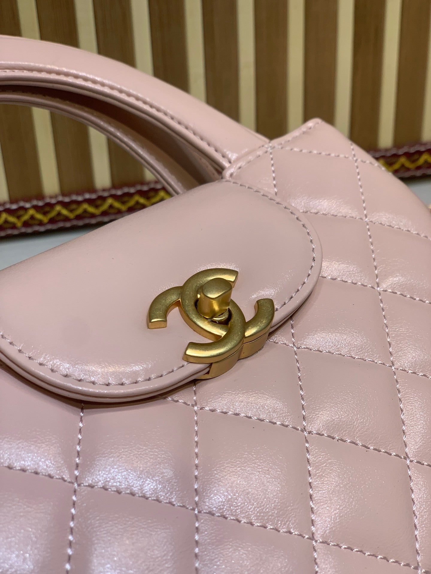 Kelly bag in powder pink