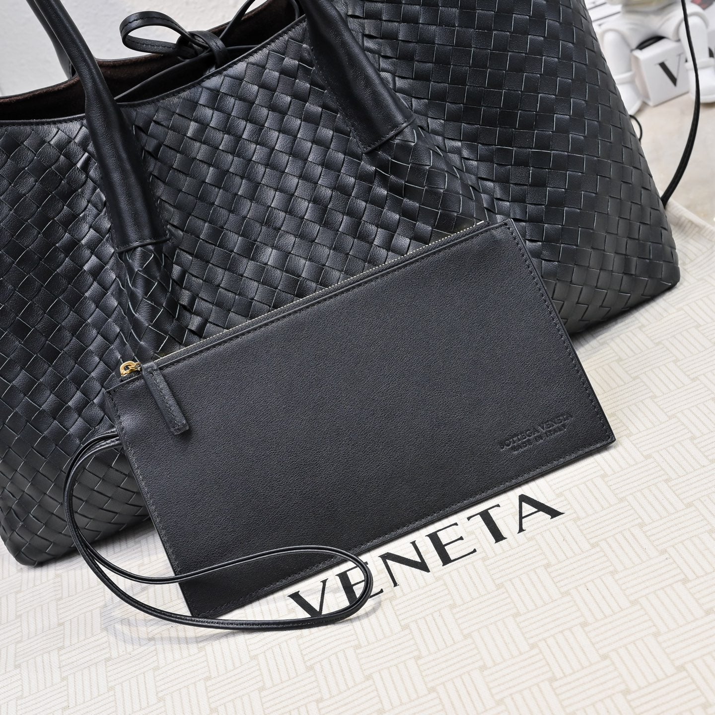 Bottega Veneta tote bag black