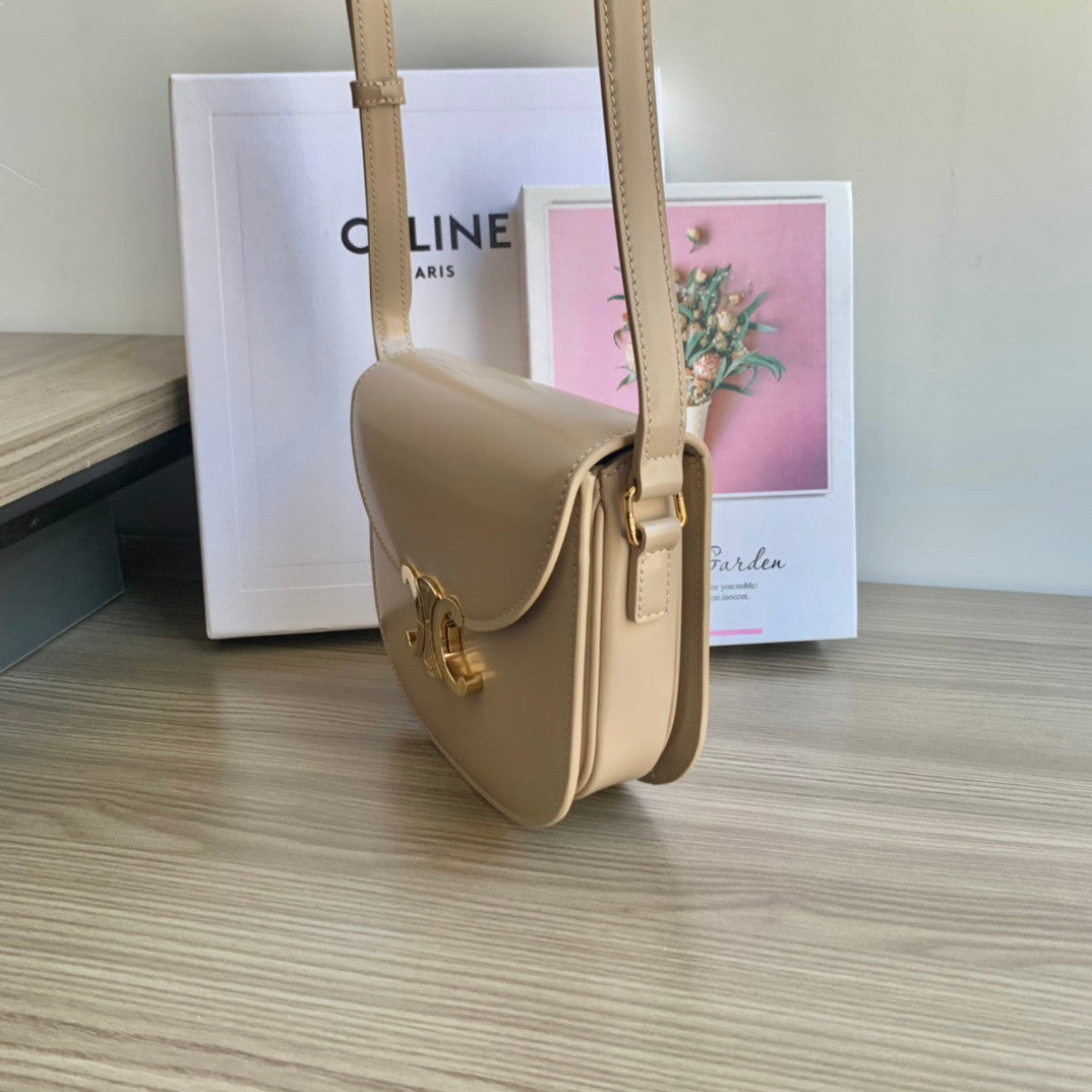 Celine TEEN BESACE TRIOMPHE