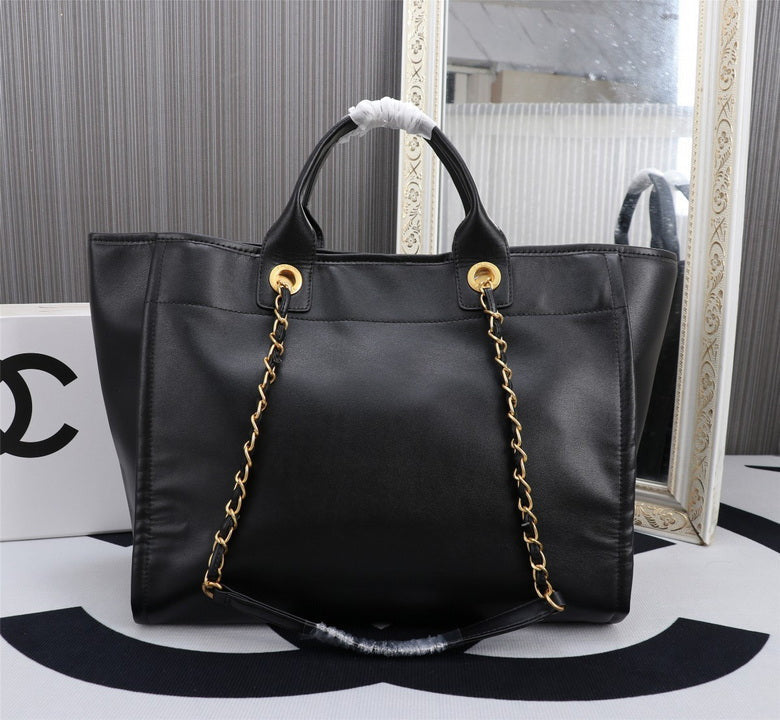 CC Tote Bag In Black