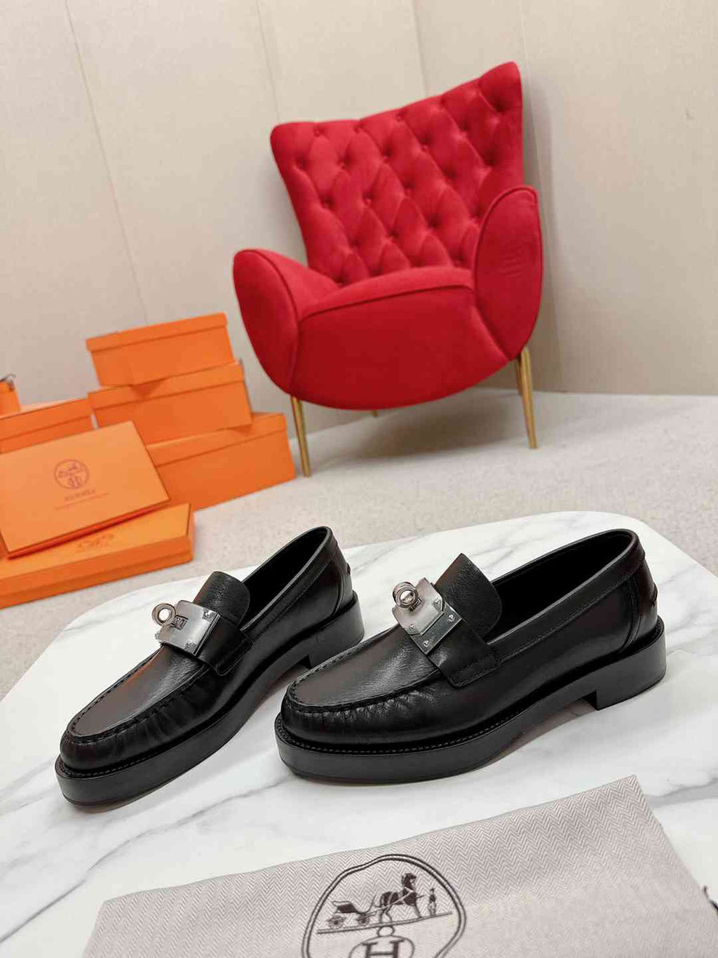 Mocasini Hermes din piele