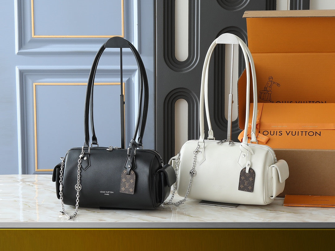 Louis Vuitton speedy cargo