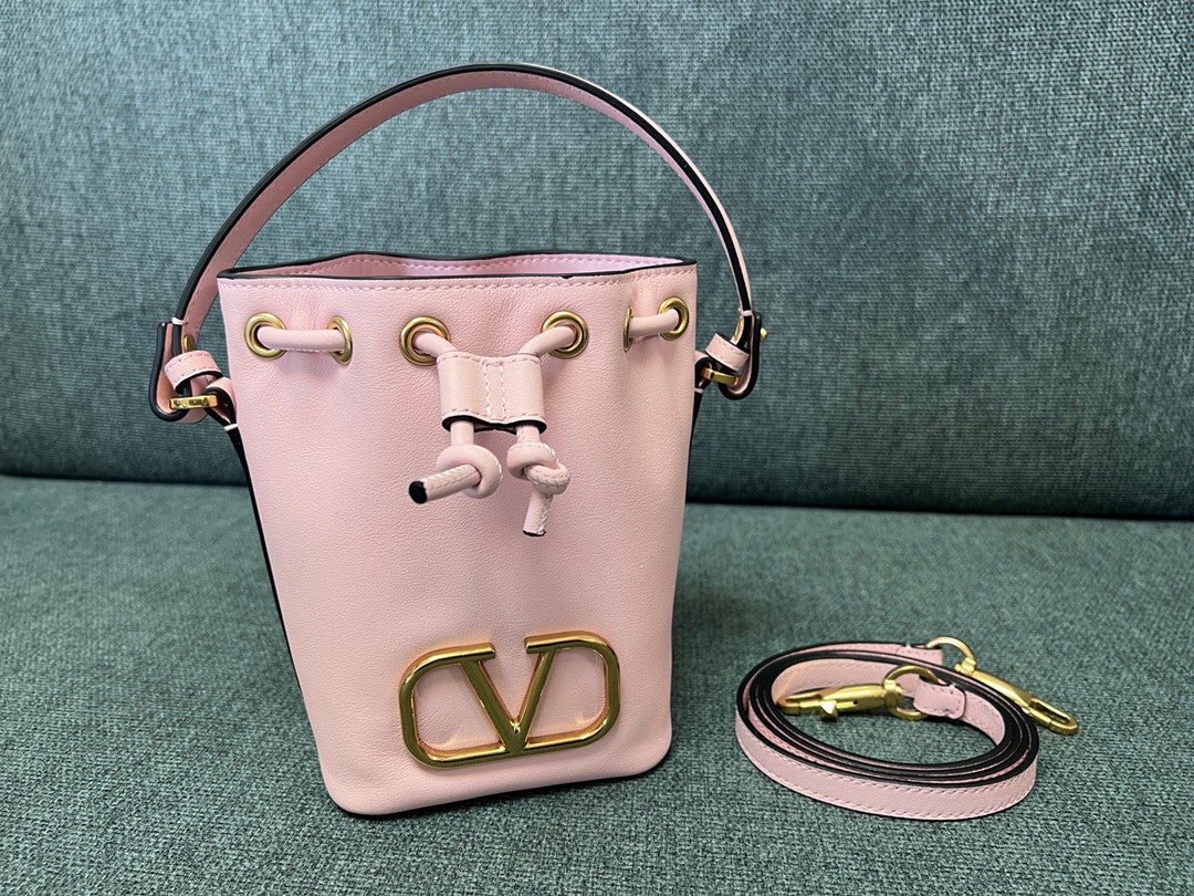 Valentino Garavani pink logo bag
