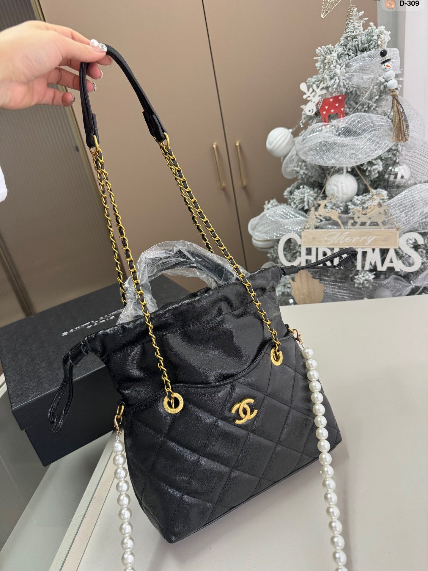 Chanel Leather Bag