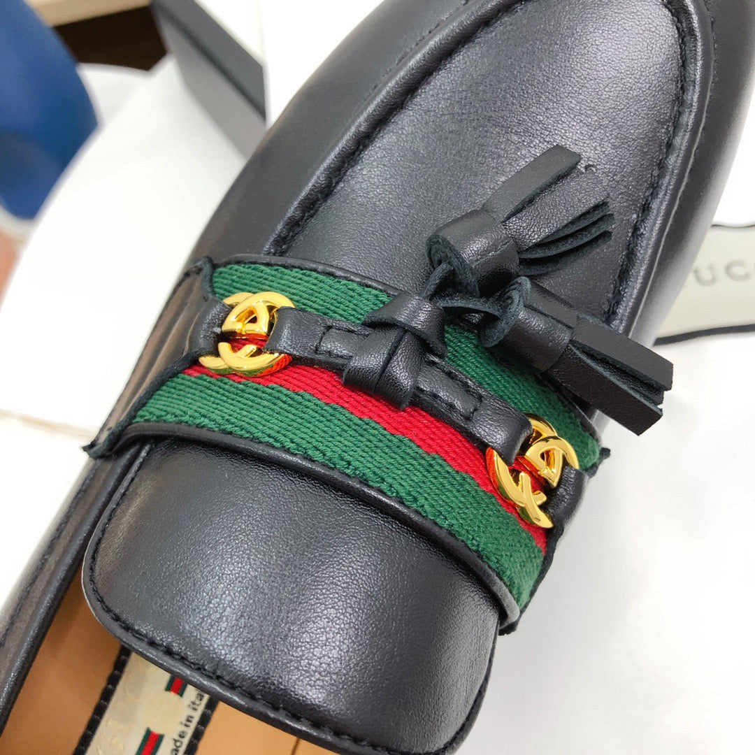 Pantofi Gucci pentru bărbați
