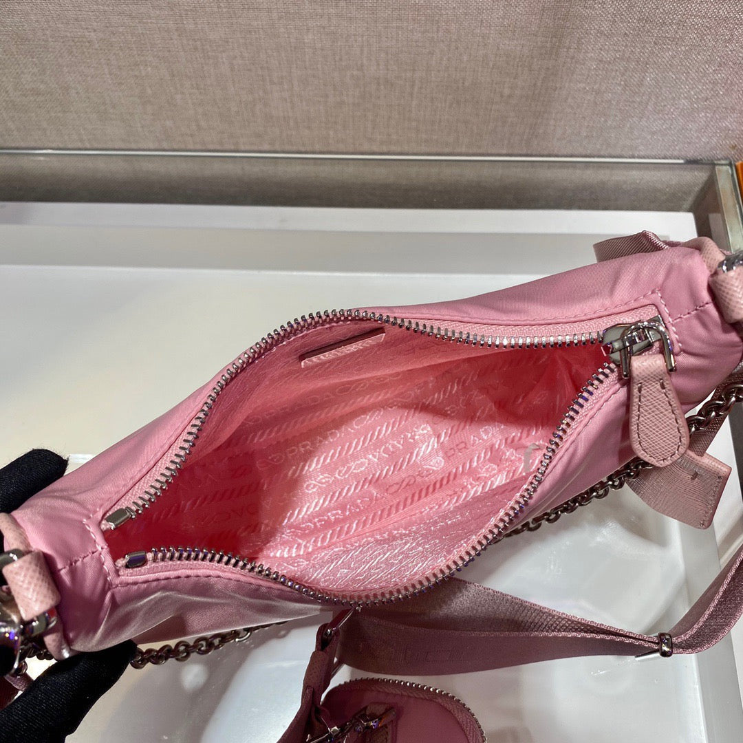Prada Re-Edition 2005 Shoulder Bag