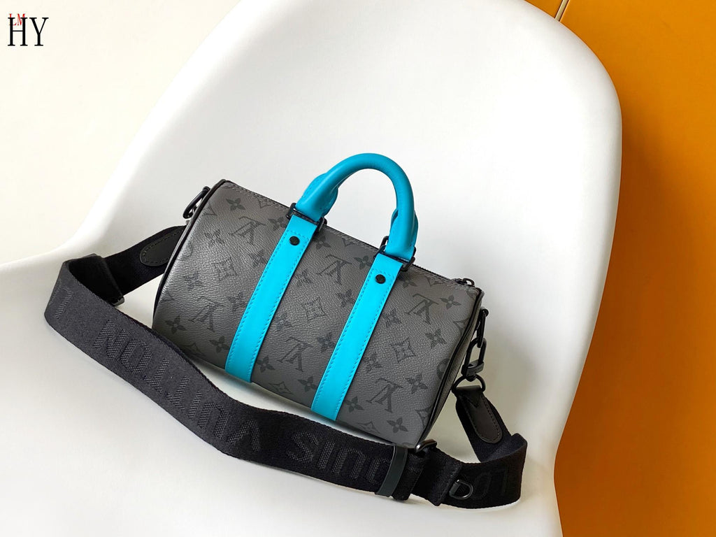 Louis Vuitton Men Bag