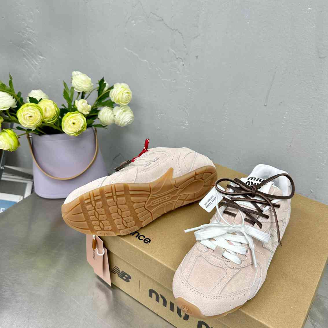 Miu Miu * New Balance sneakers blush