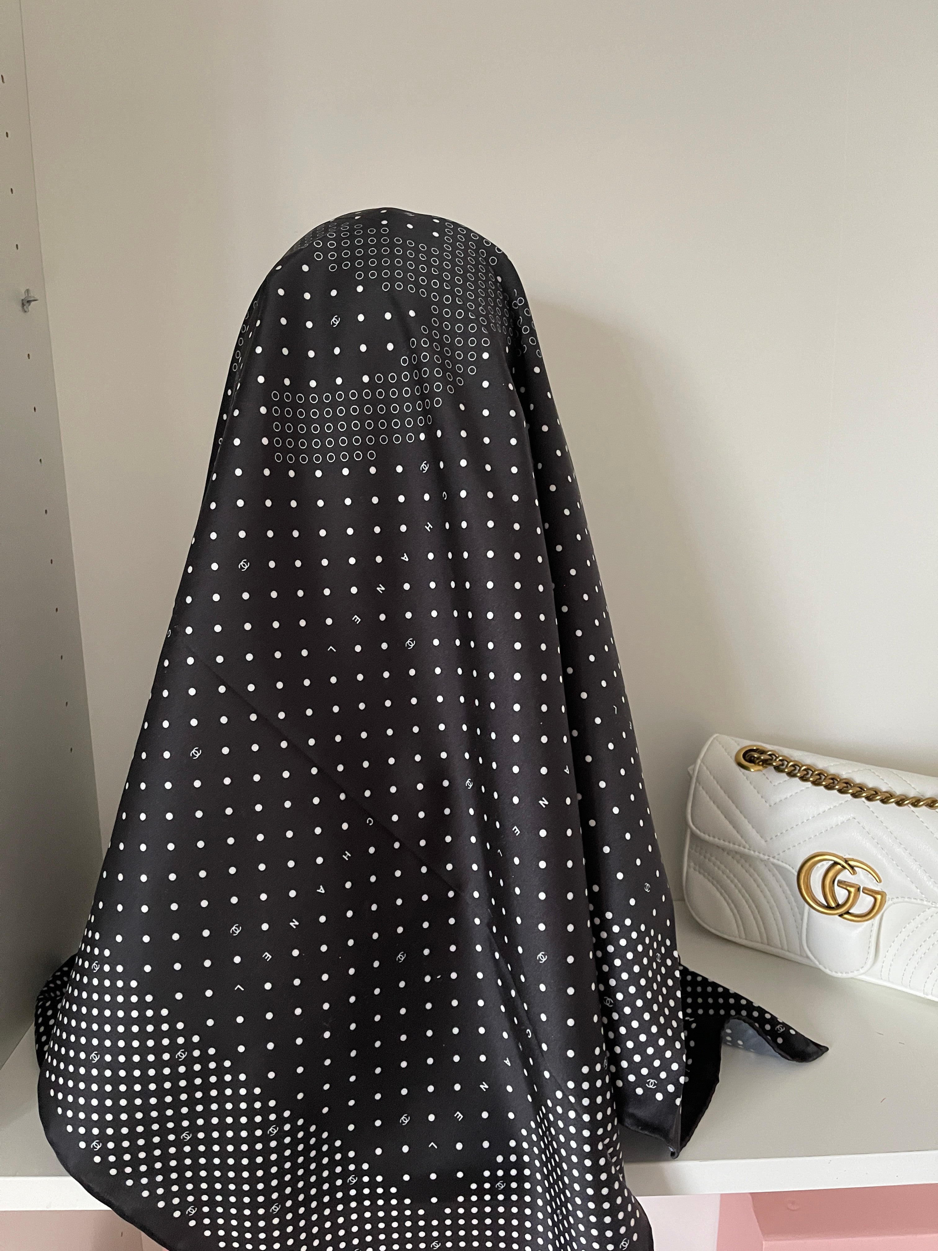 Scarf Chanel black
