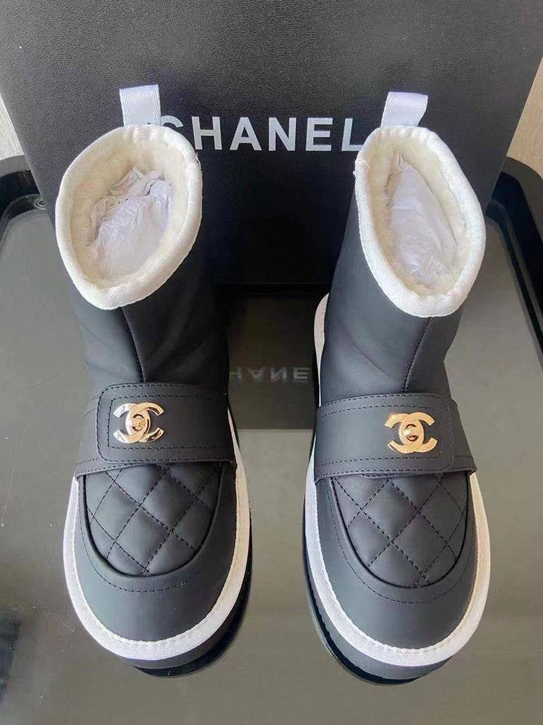 Cizme Chanel