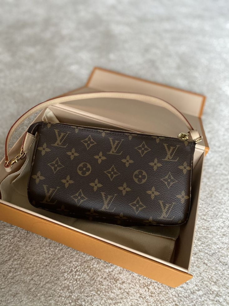 Bag LV pochette