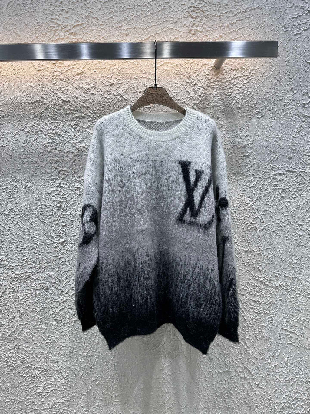 Pulover Louis Vuitton