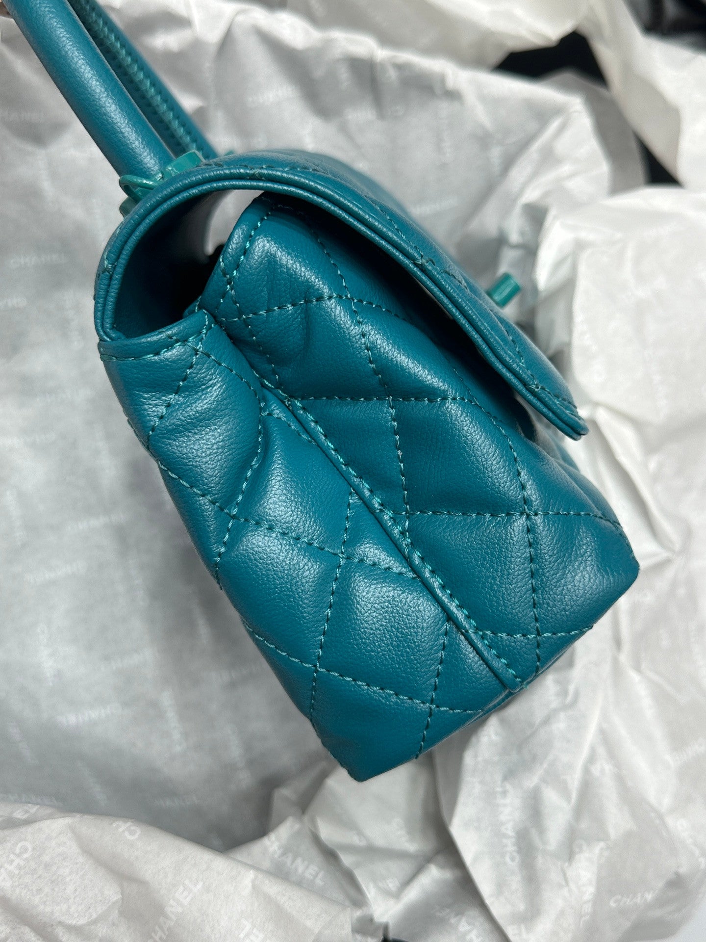 Chanel cocohandle bag