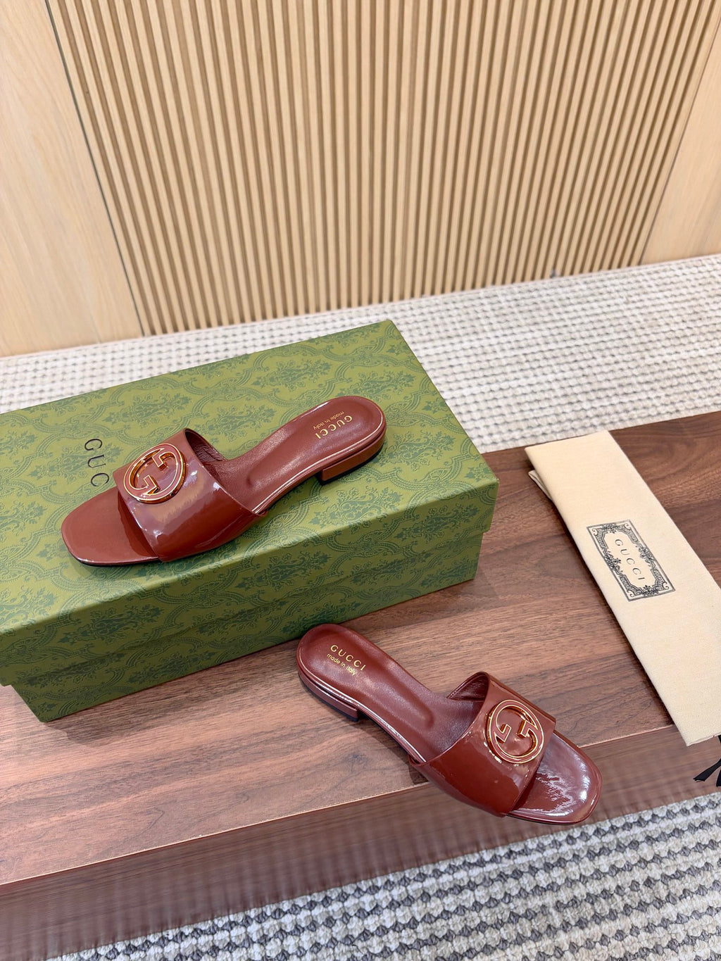 Papuci Gucci maro