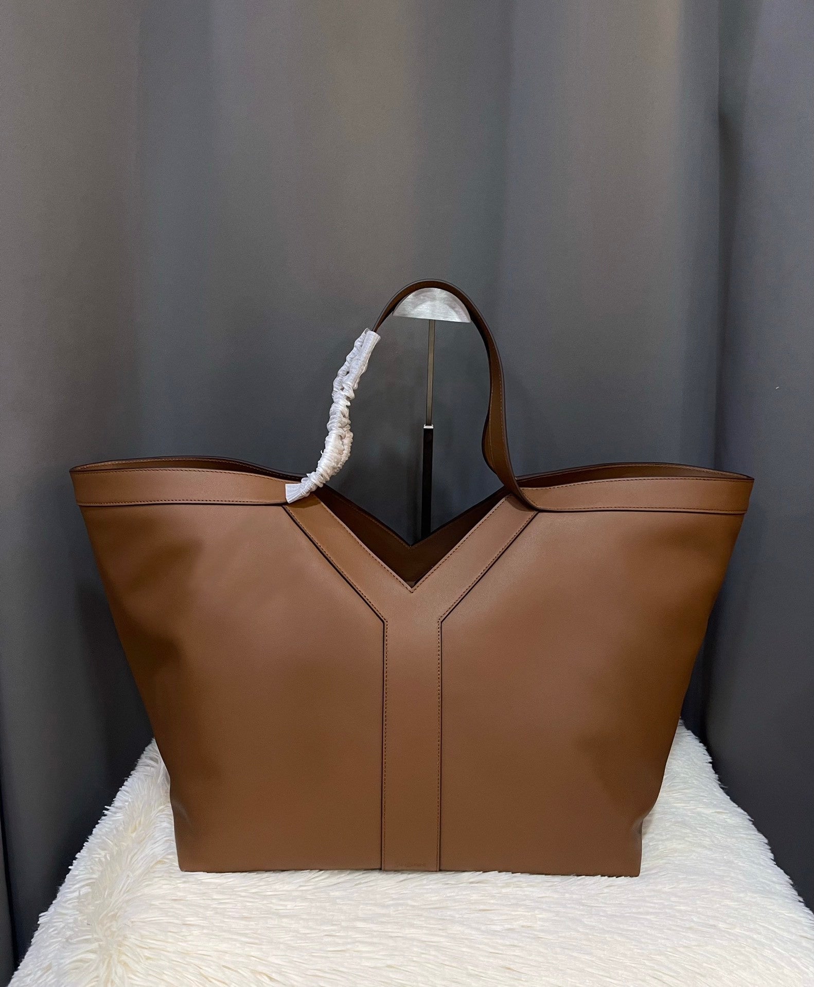 YSL Y tote in leather