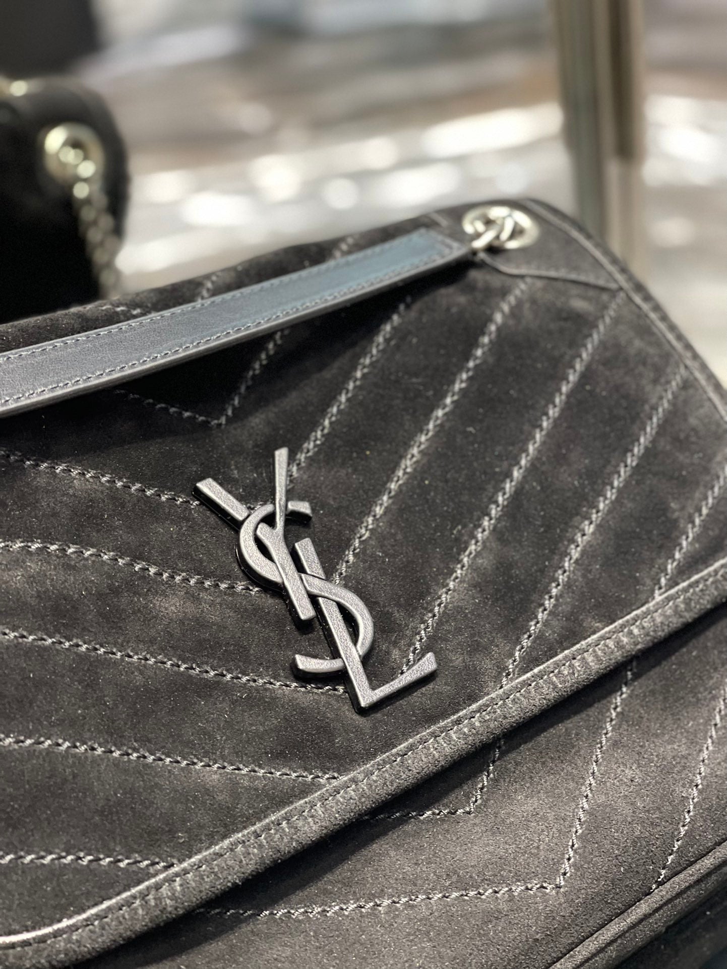 YSL Bag In suede black