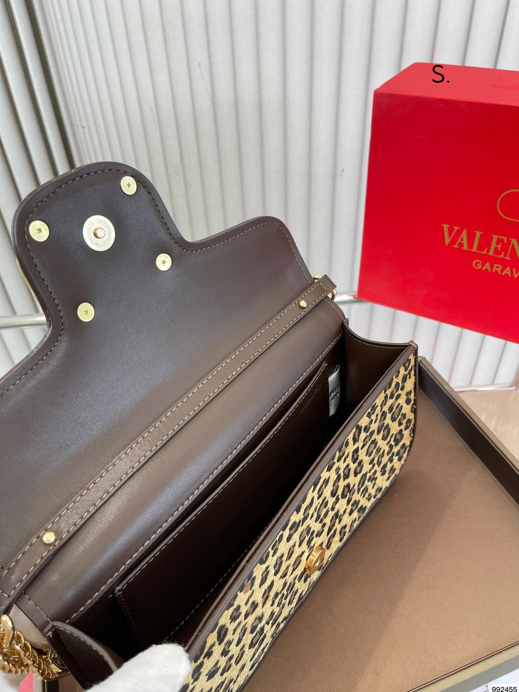 Geantă Valentino cu leopard