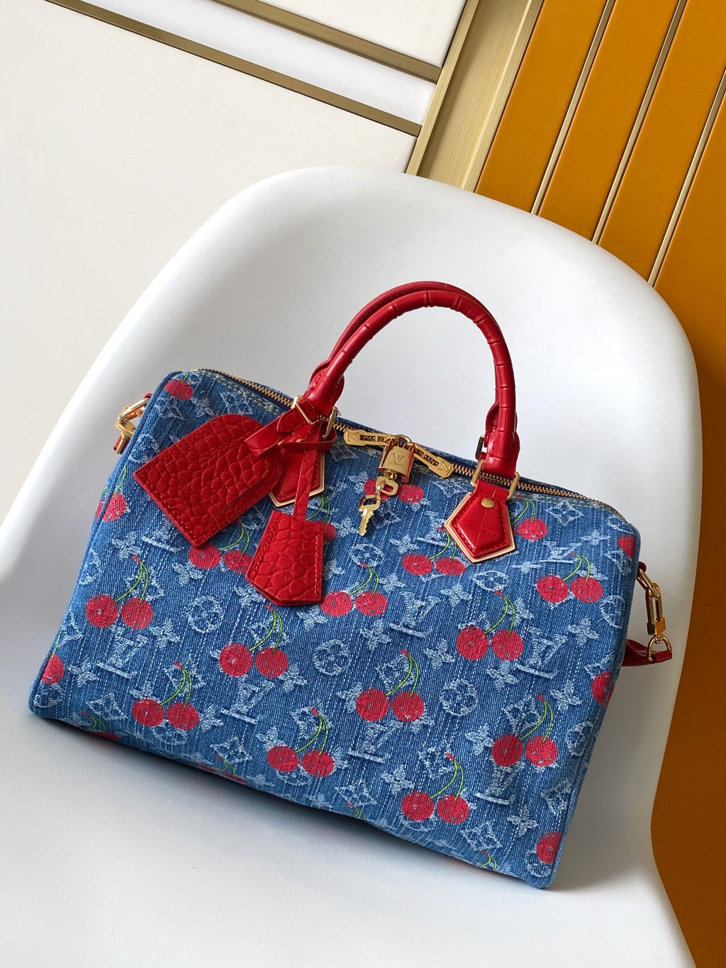 Louis Speedy cherry