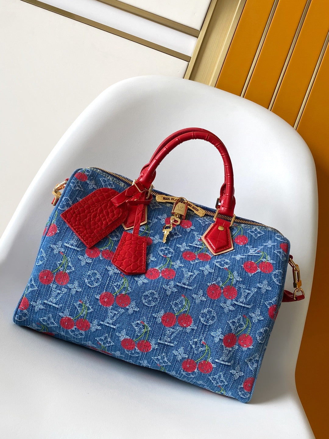Louis Speedy cherry