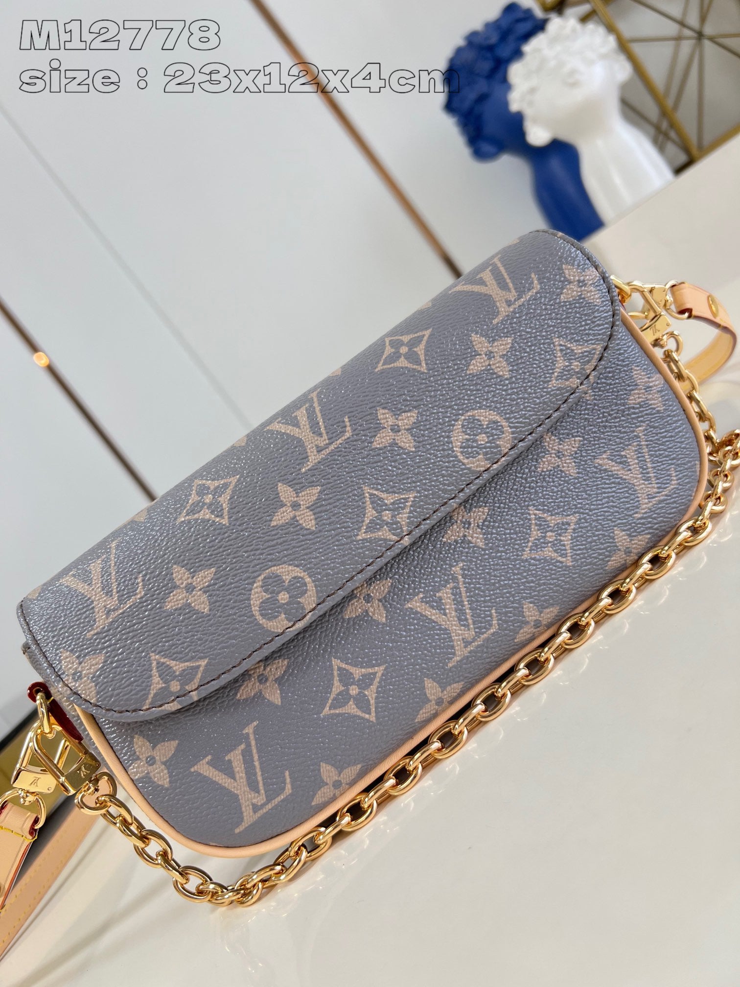 Louis Vuitton clutch