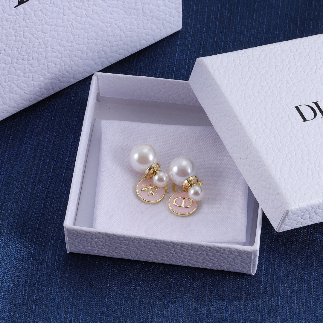 Dior earring CD