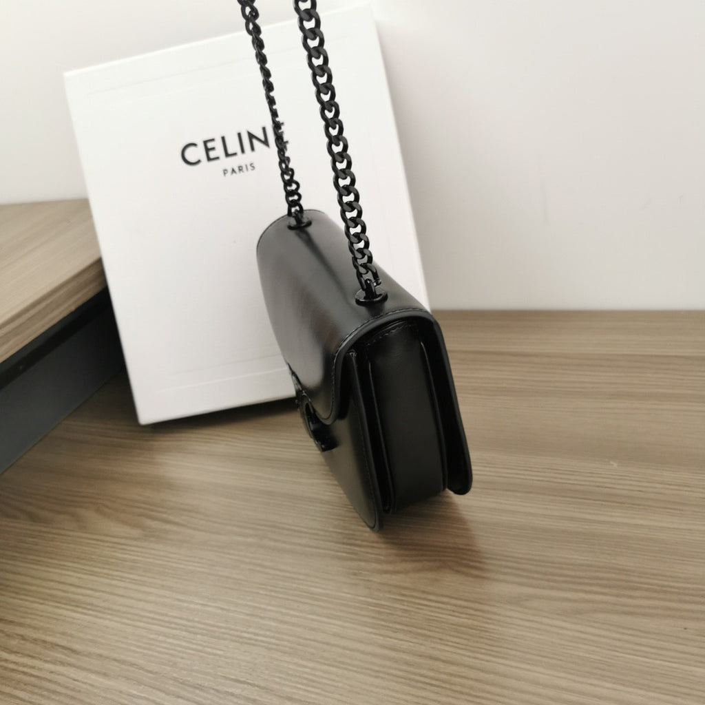 Celine TEEN BESACE TRIOMPHE