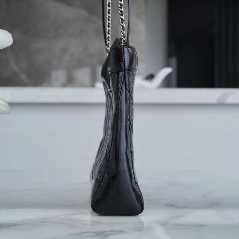 Chanel Medium 31 Shopping Bag