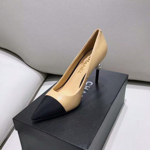 Pantofi clasici Chanel