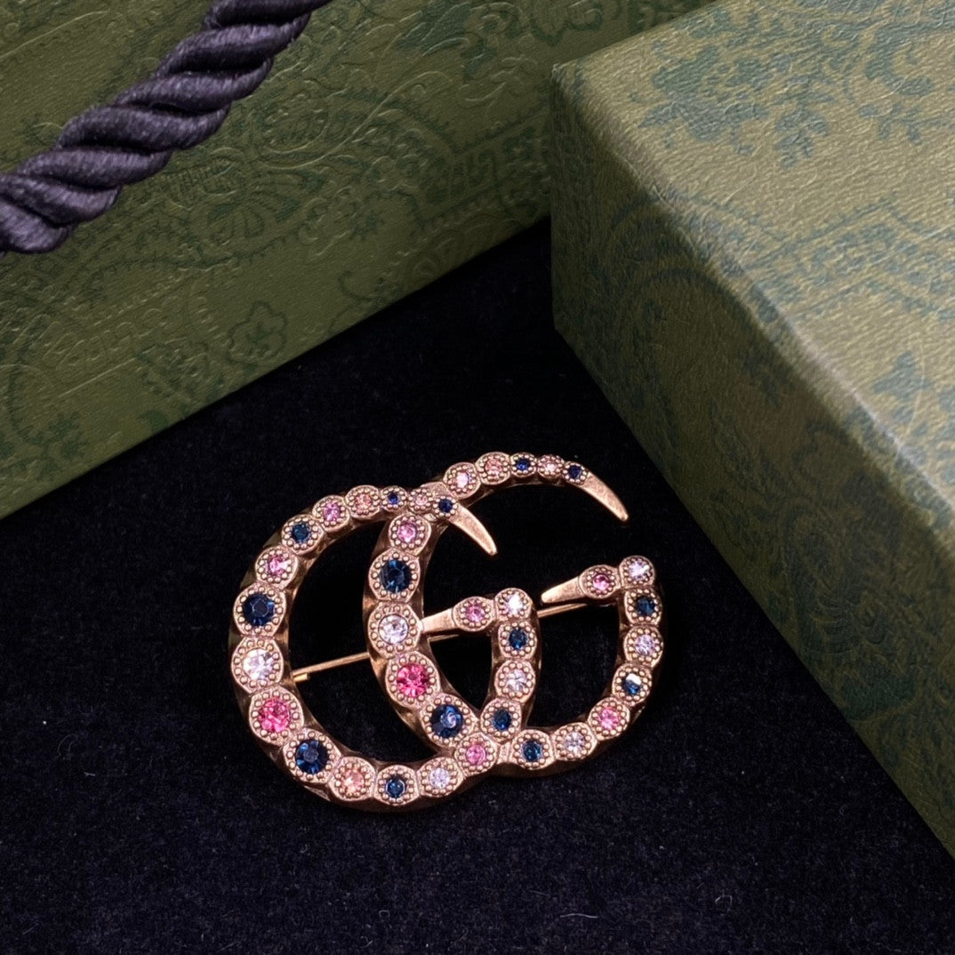 Brooch Gucci