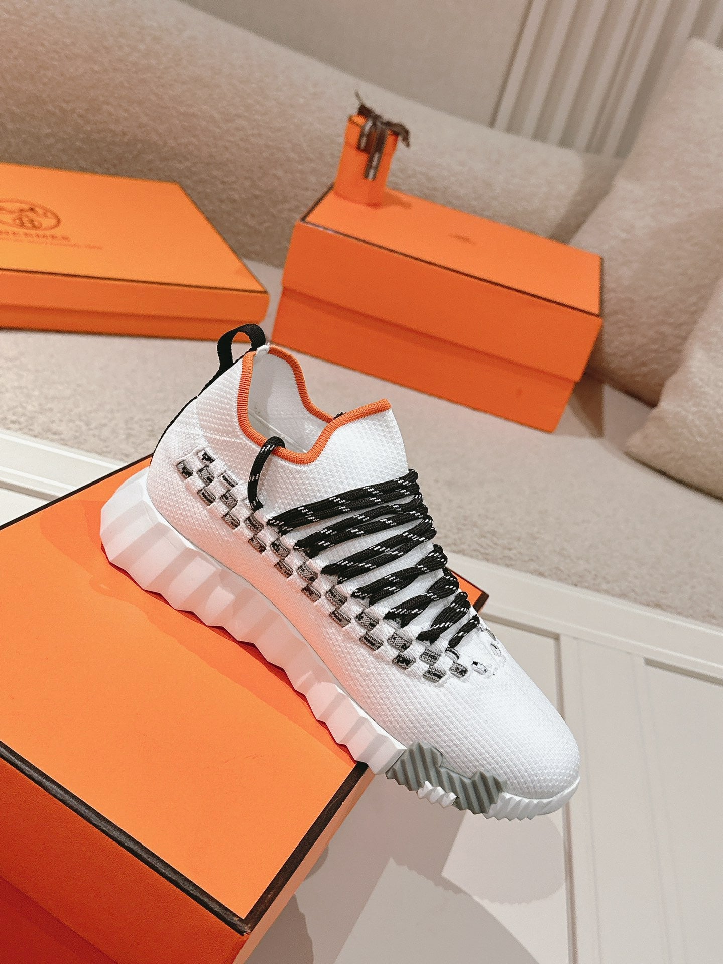 Hermes trainers white