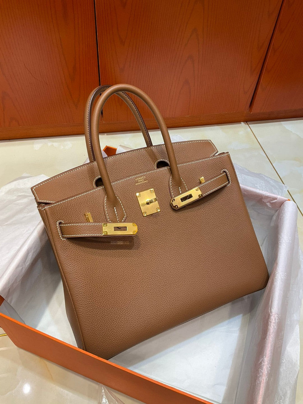 Hermes Birkin în aur