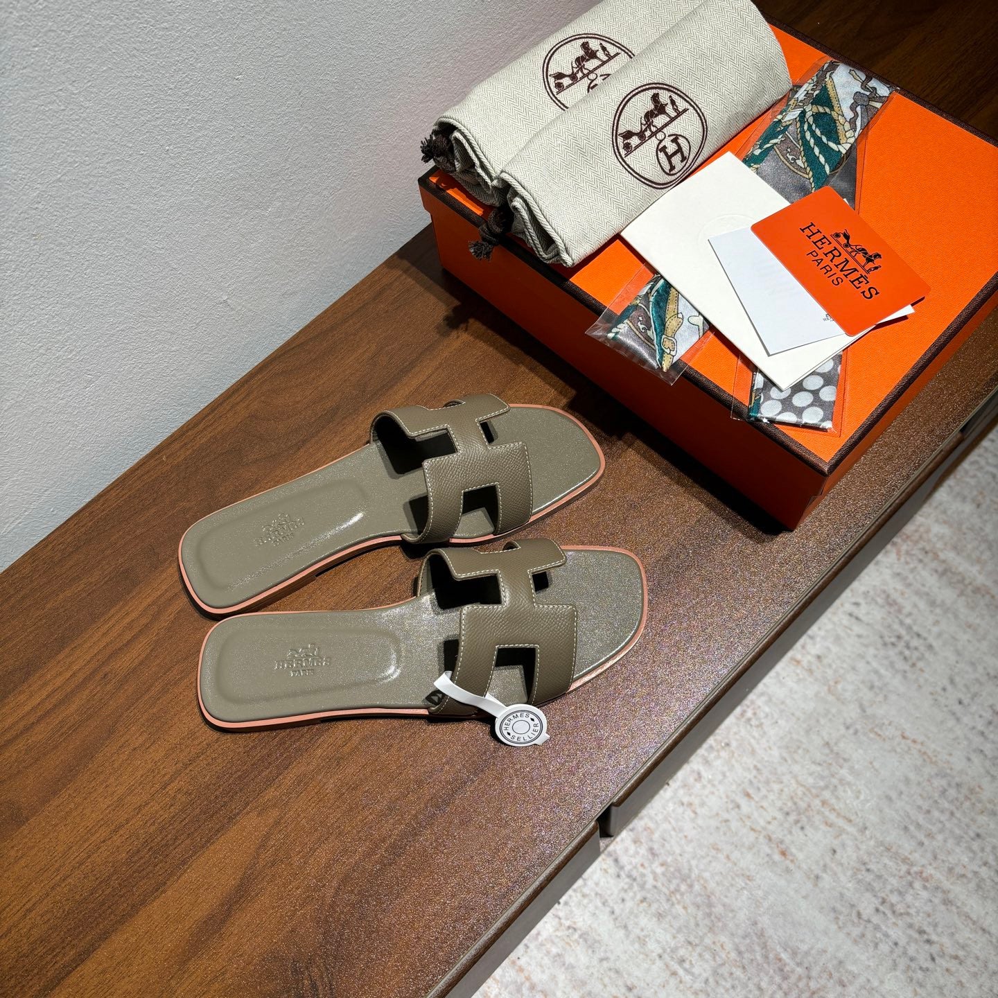 Hermes sandals grey