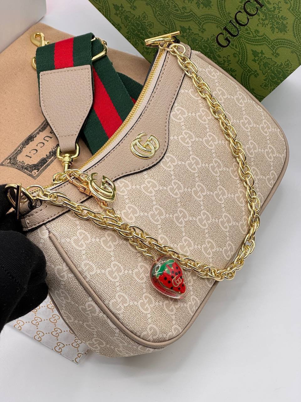 Gucci shoulder bag
