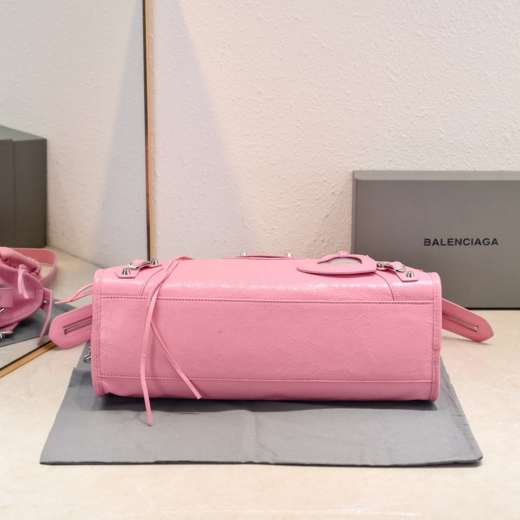 Balenciaga Le City Bag in Pink