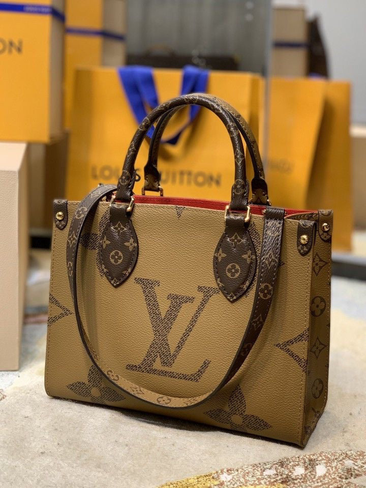 LOUIS VUITTON OnTheGo