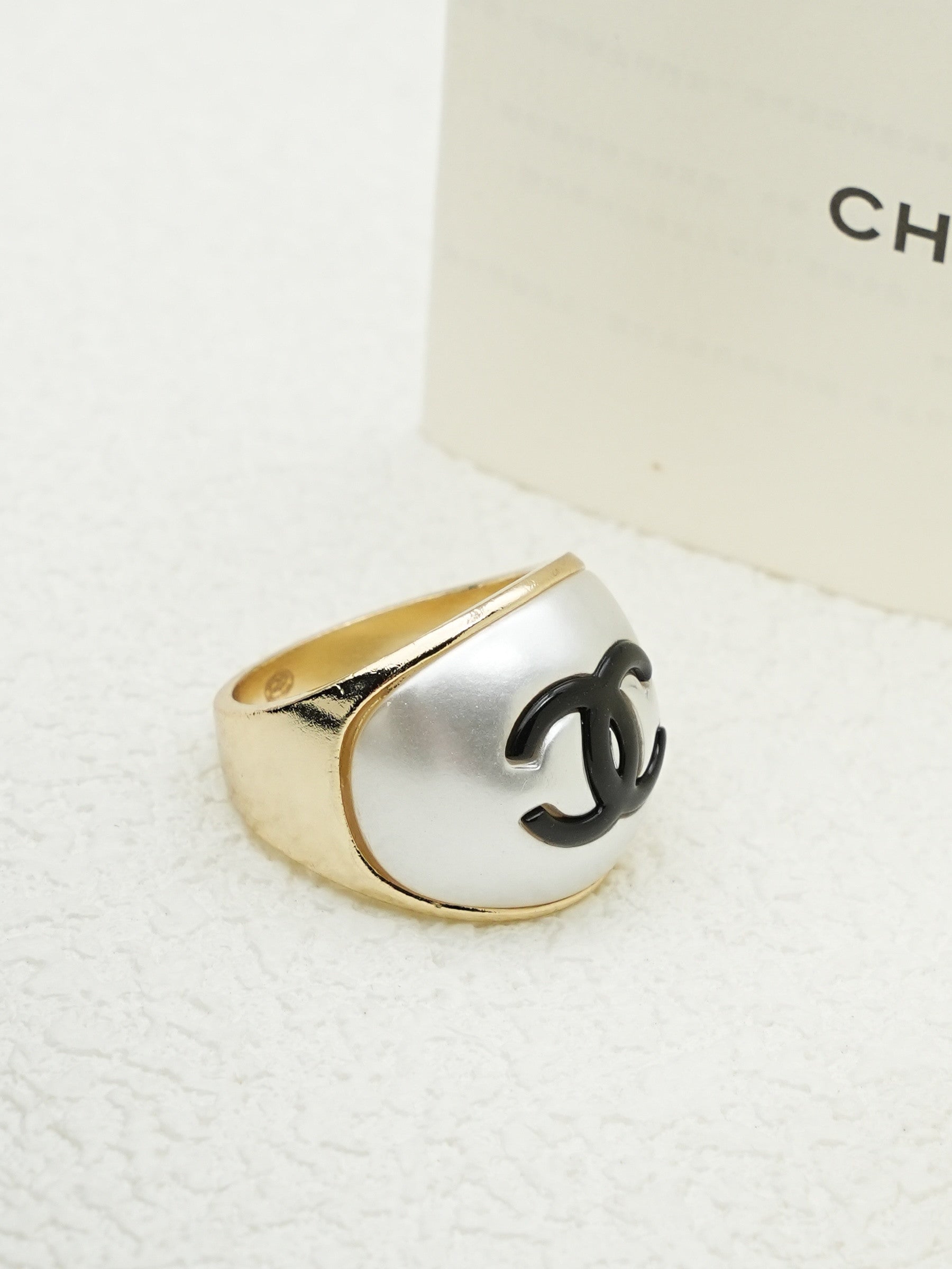 Chanel ring