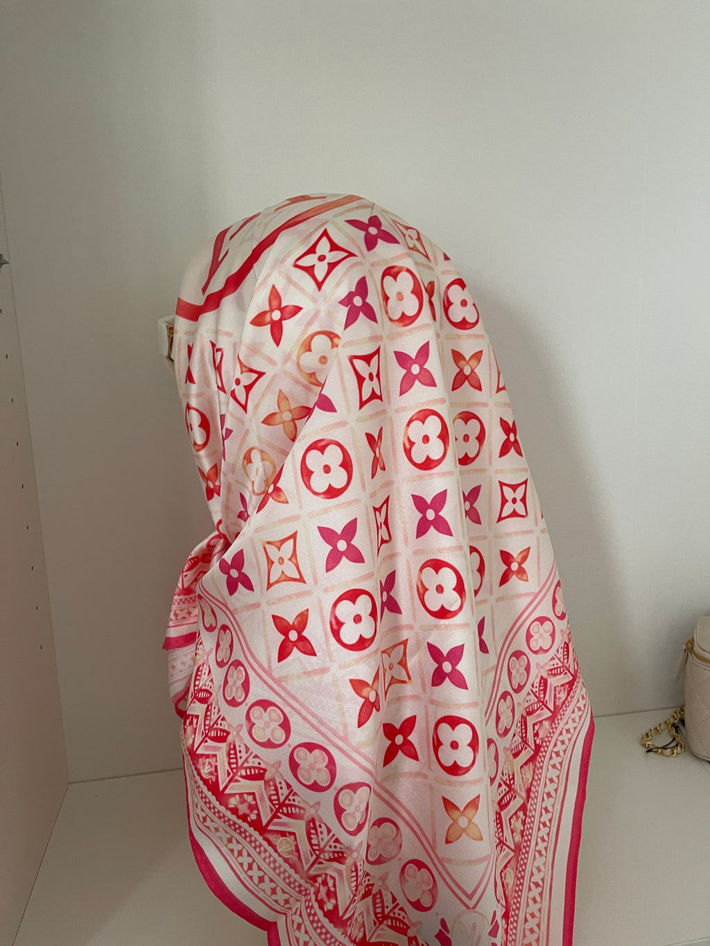 Louis Vuitton scarf pink