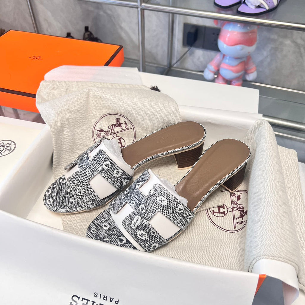 Sandale Hermes din piele crocodil