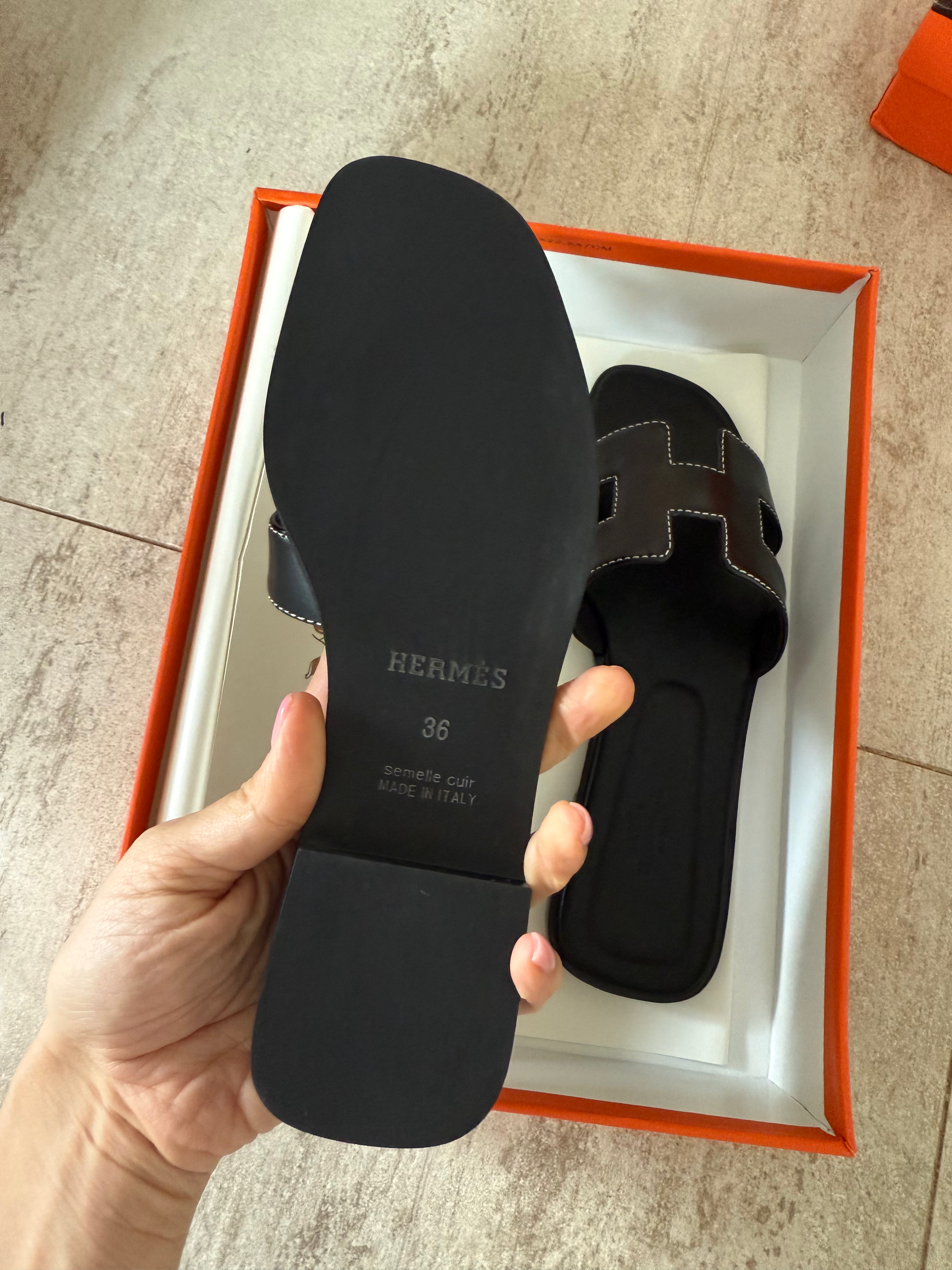 Oran sandals black