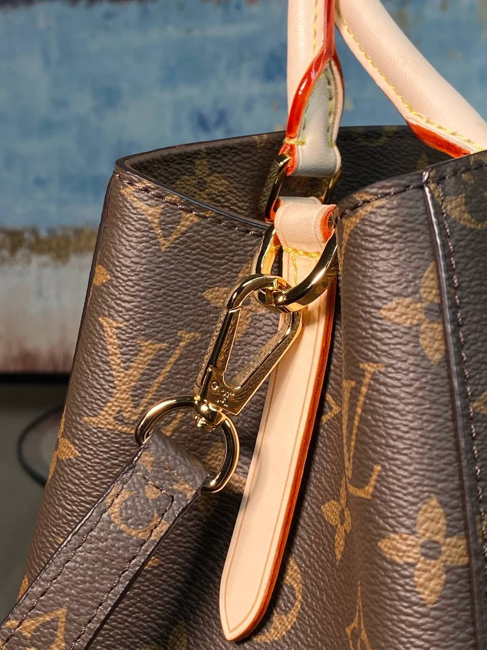 Geantă Louis Vuitton LV