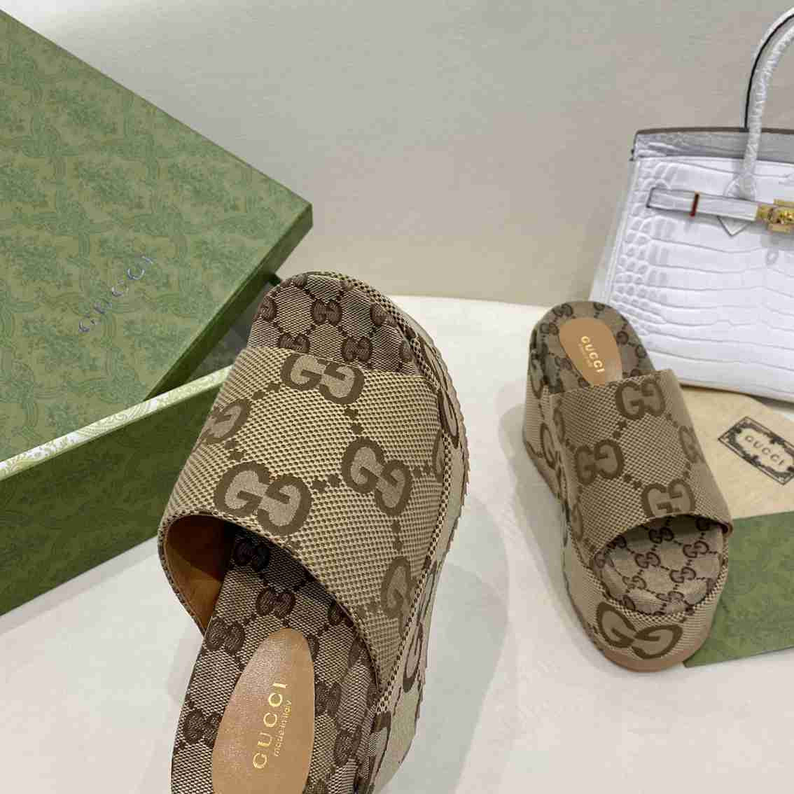 Pantofi cu platformă Gucci