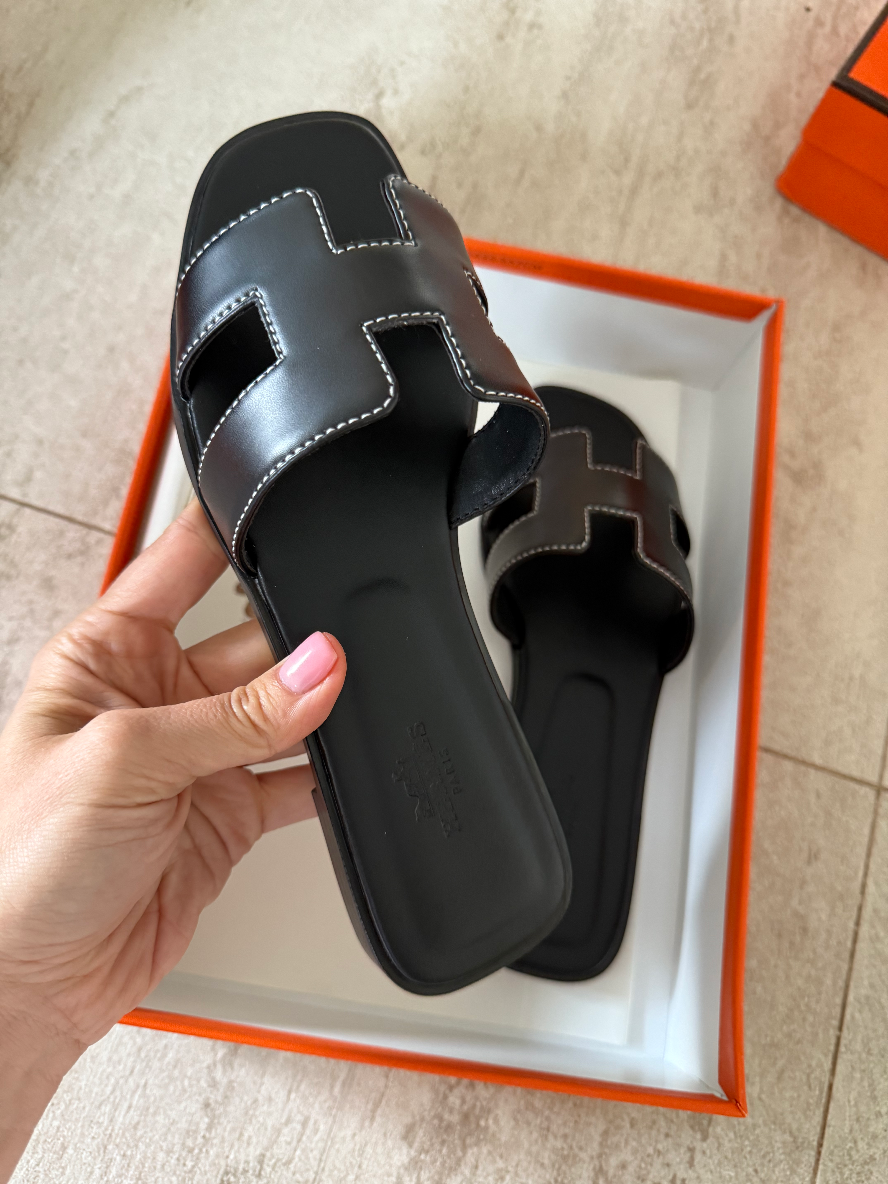 Oran sandals black