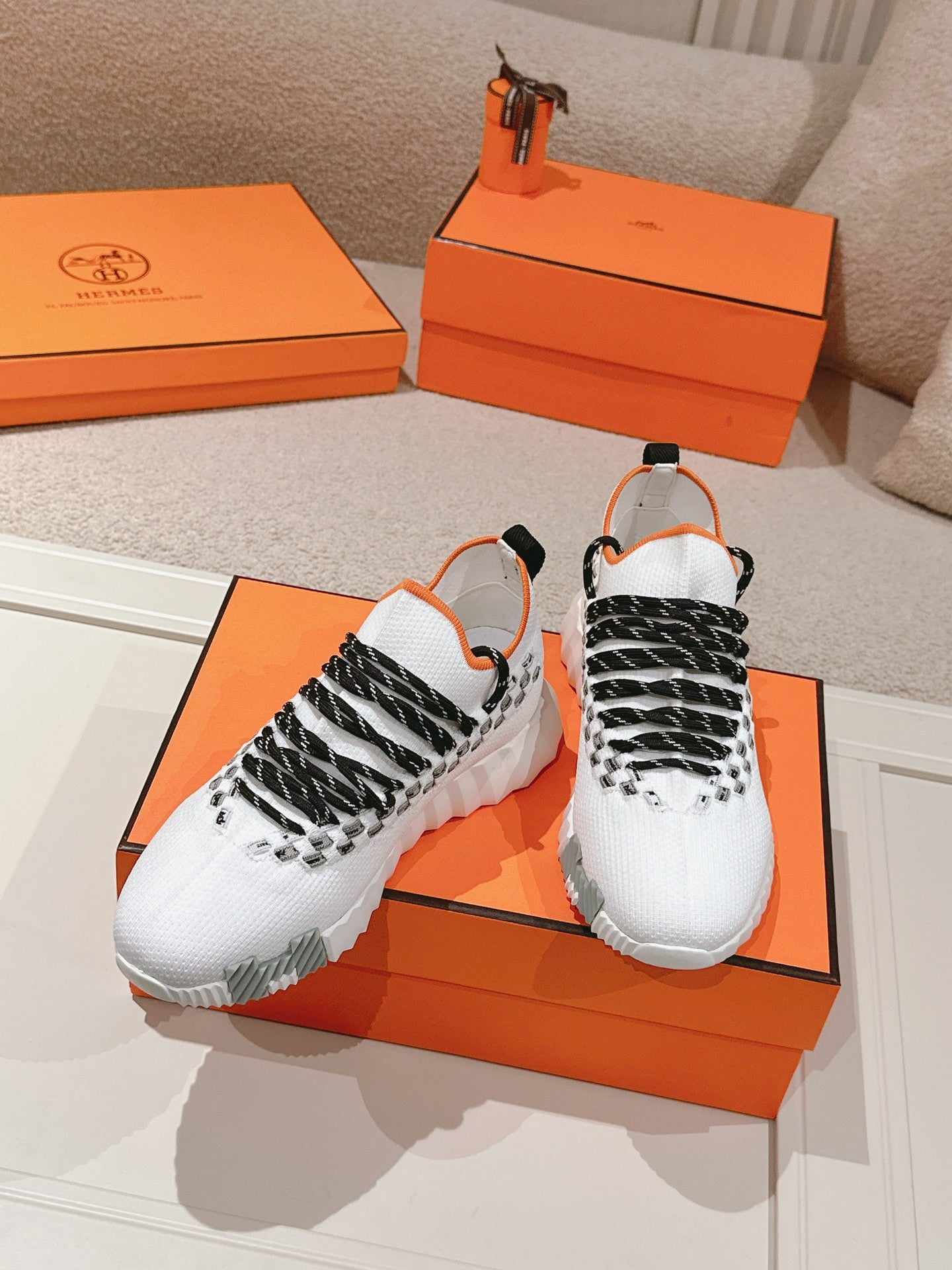Hermes trainers white