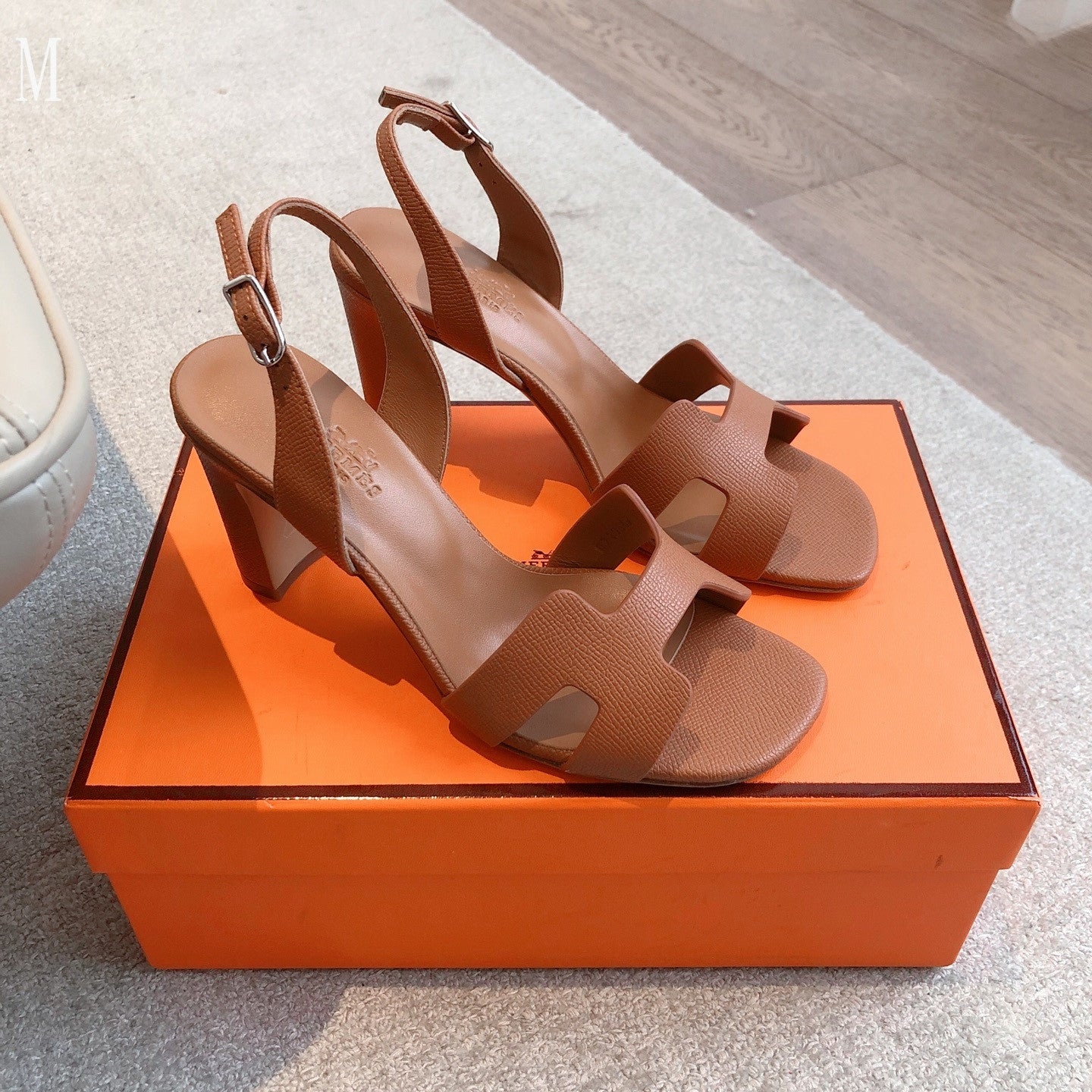 Hermes sandals heels