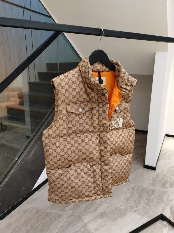 Geantă pufoasă din pânză Gucci GG
