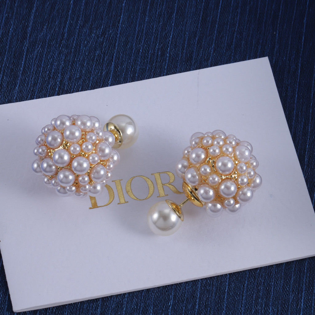 Dior earring