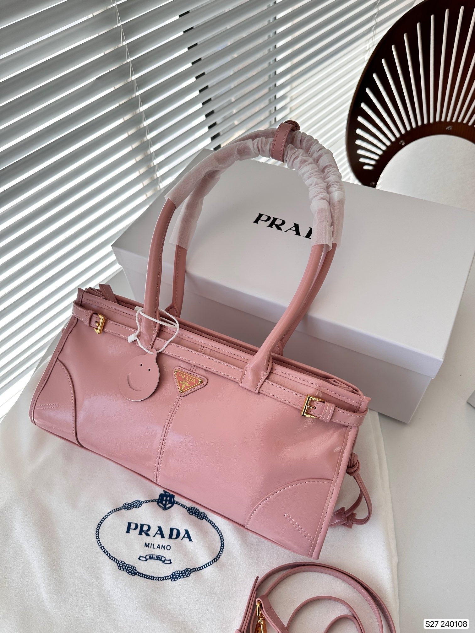 Prada Leather Handbag In Pink
